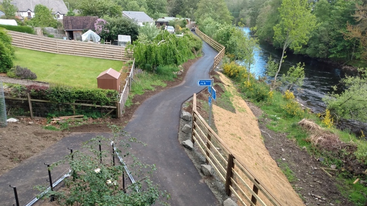 Rannoch All Abilities Path running alongside the River Tummel. 