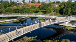 Aerial shot of Stockingfield Bridge in Glasgow
