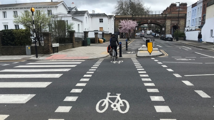 Cyclist at crossing on Rosendale Road